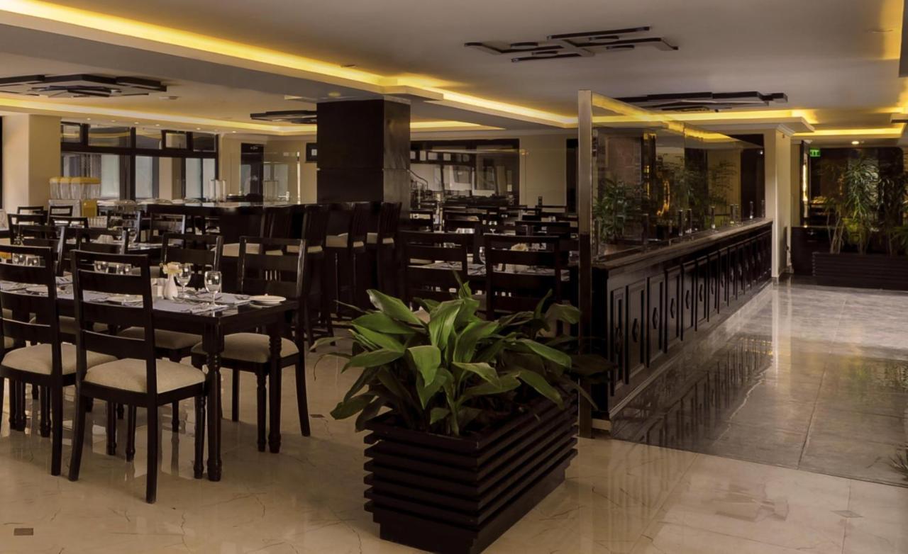 Bnb Royal Tourist House Катманду Екстер'єр фото