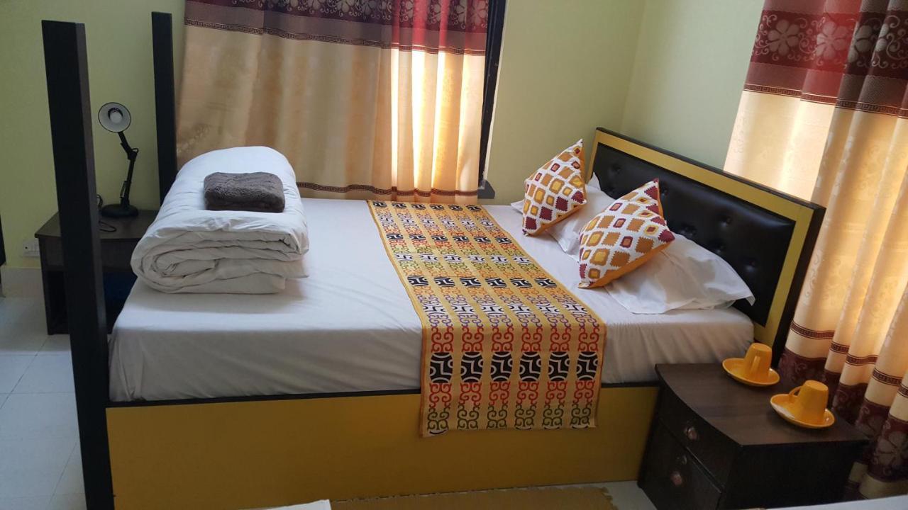 Bnb Royal Tourist House Катманду Екстер'єр фото